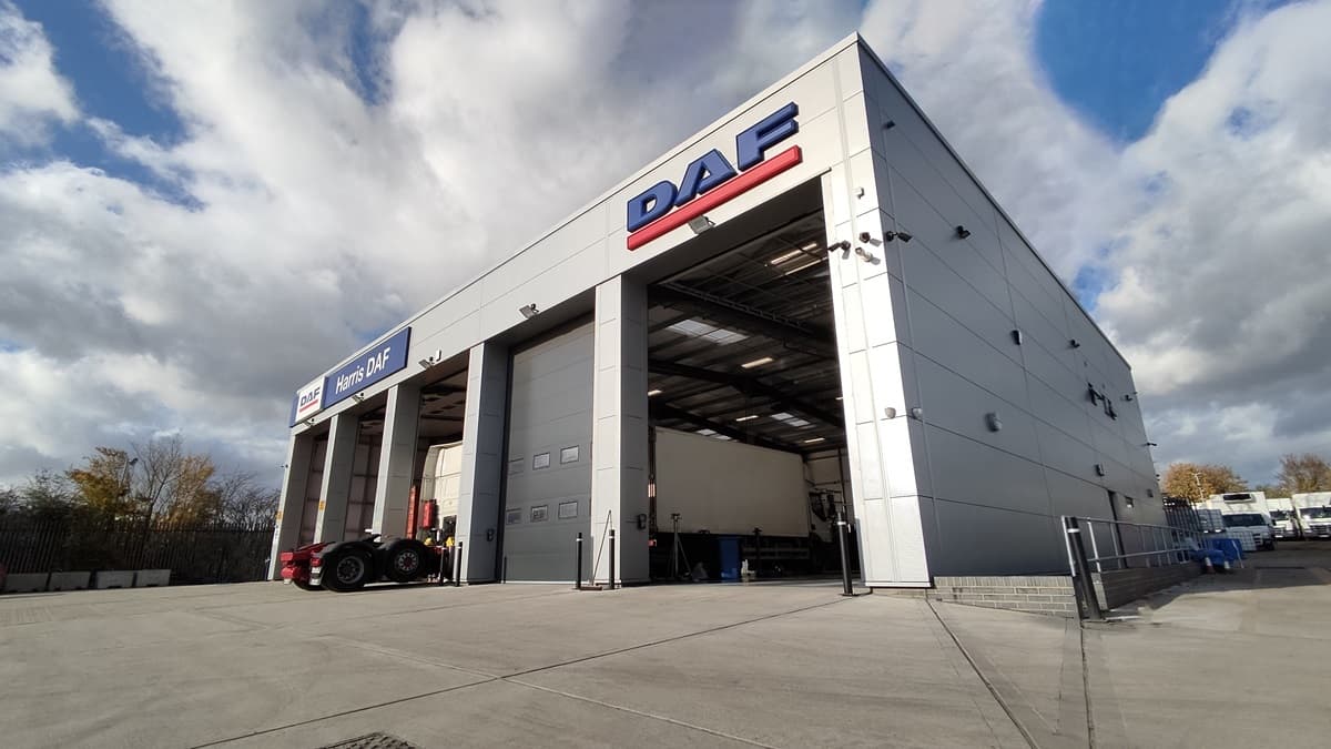 Harris DAF opens doors to all-new workshop facility