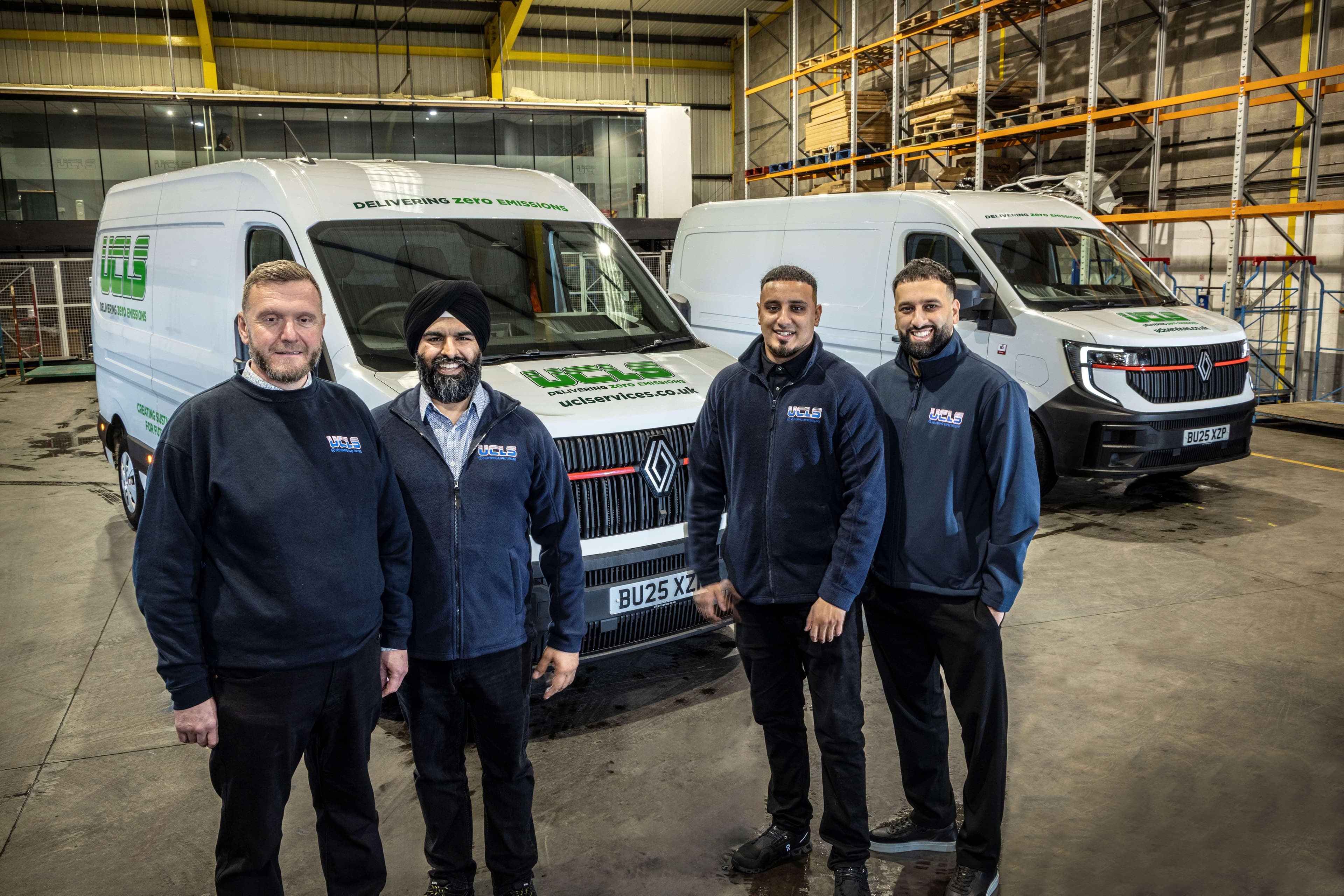 Universal Courier Logistical Services powers ahead with 33 Renault Trucks E-Tech Masters for new zero emission home delivery contract
