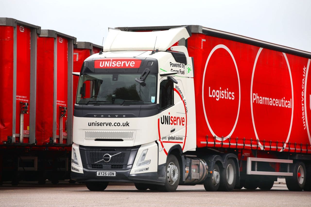 Ten new Volvo FH Aeros see Uniserve step on the gas towards its sustainability targets