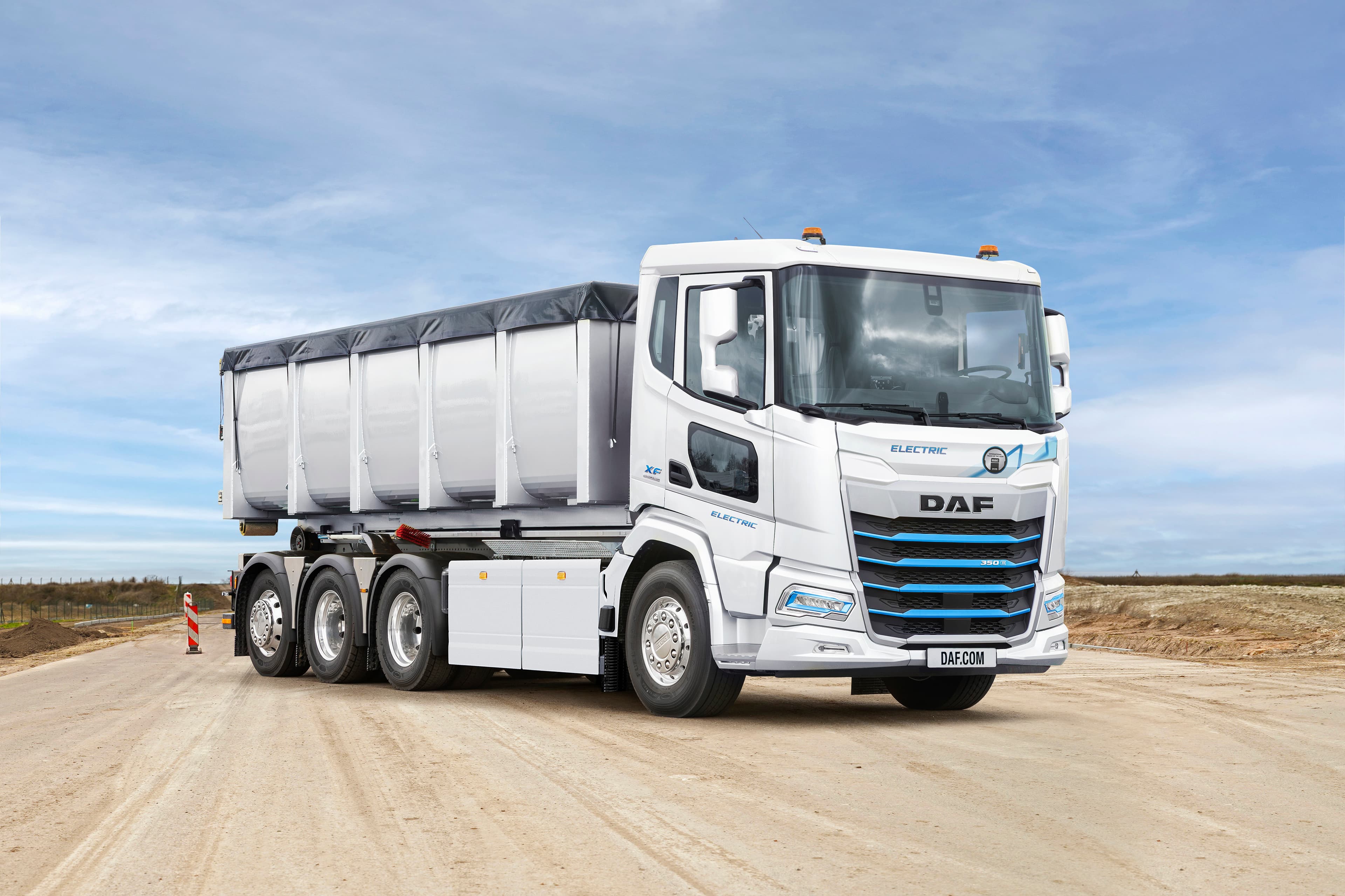 DAF expands range of electric trucks - Multi-axle models for specific applications and construction industry