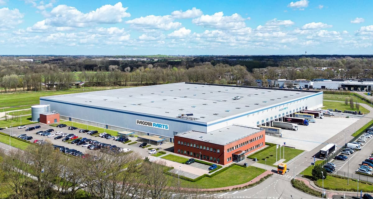 PACCAR Parts celebrates its 50th anniversary as a world-class leader in quality parts.