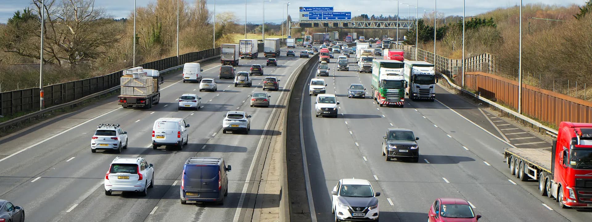 Transport researchers use DHL data to simulate zero carbon freight on the M1