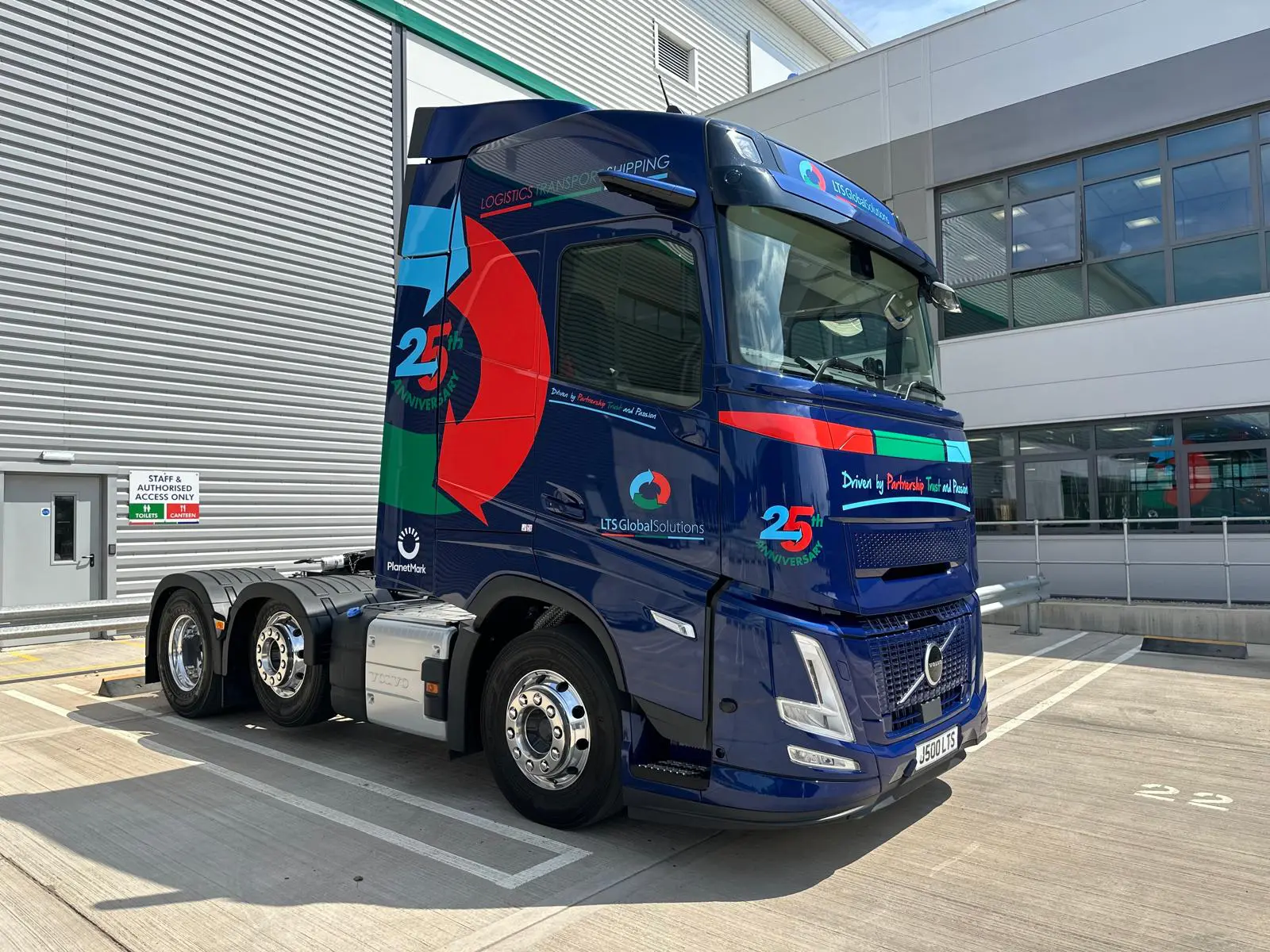 First Volvo Aero hits the streets of Birmingham through LTS