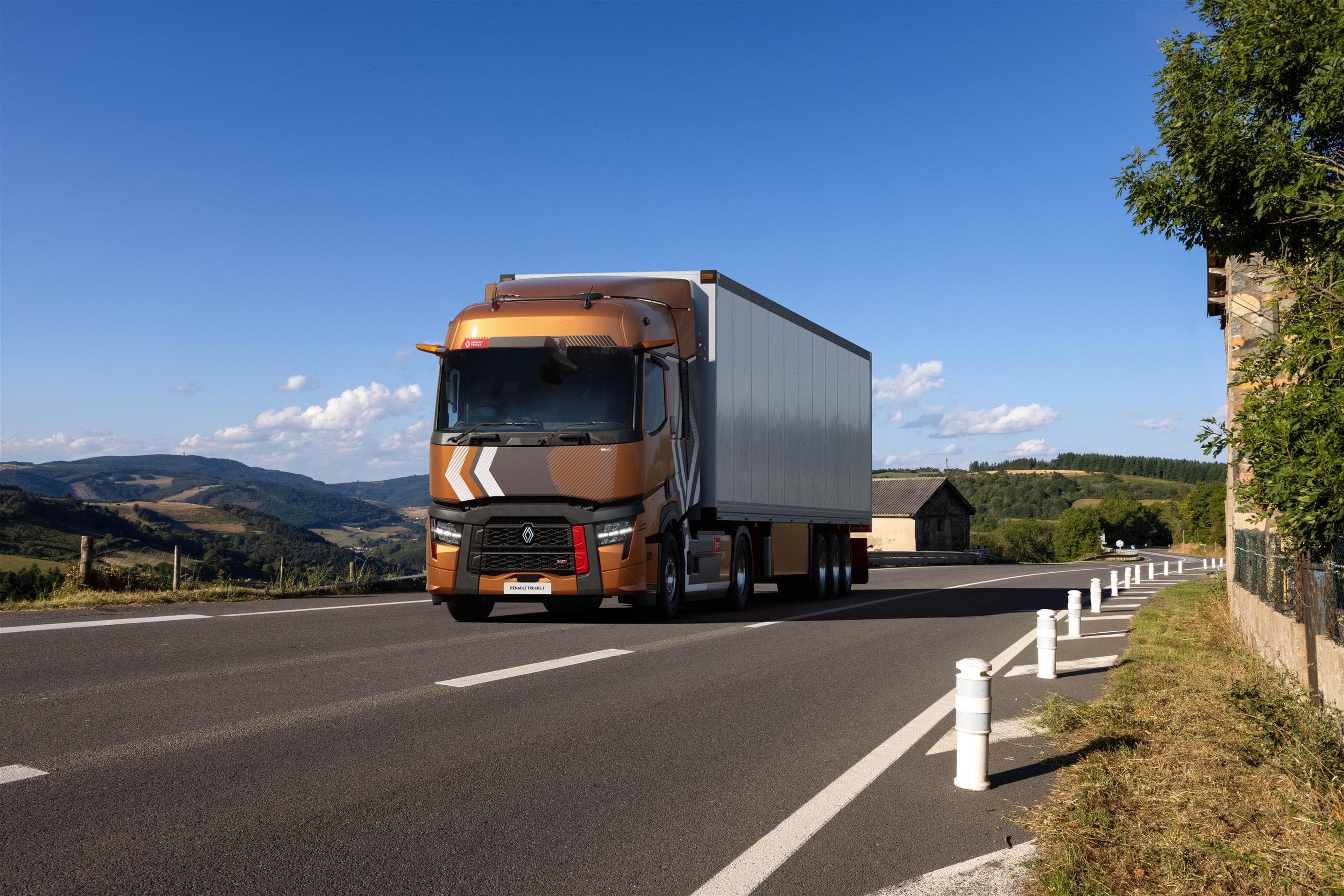 Renault Trucks T, C and K Model Year 2025 - enhanced productivity and fuel efficiency