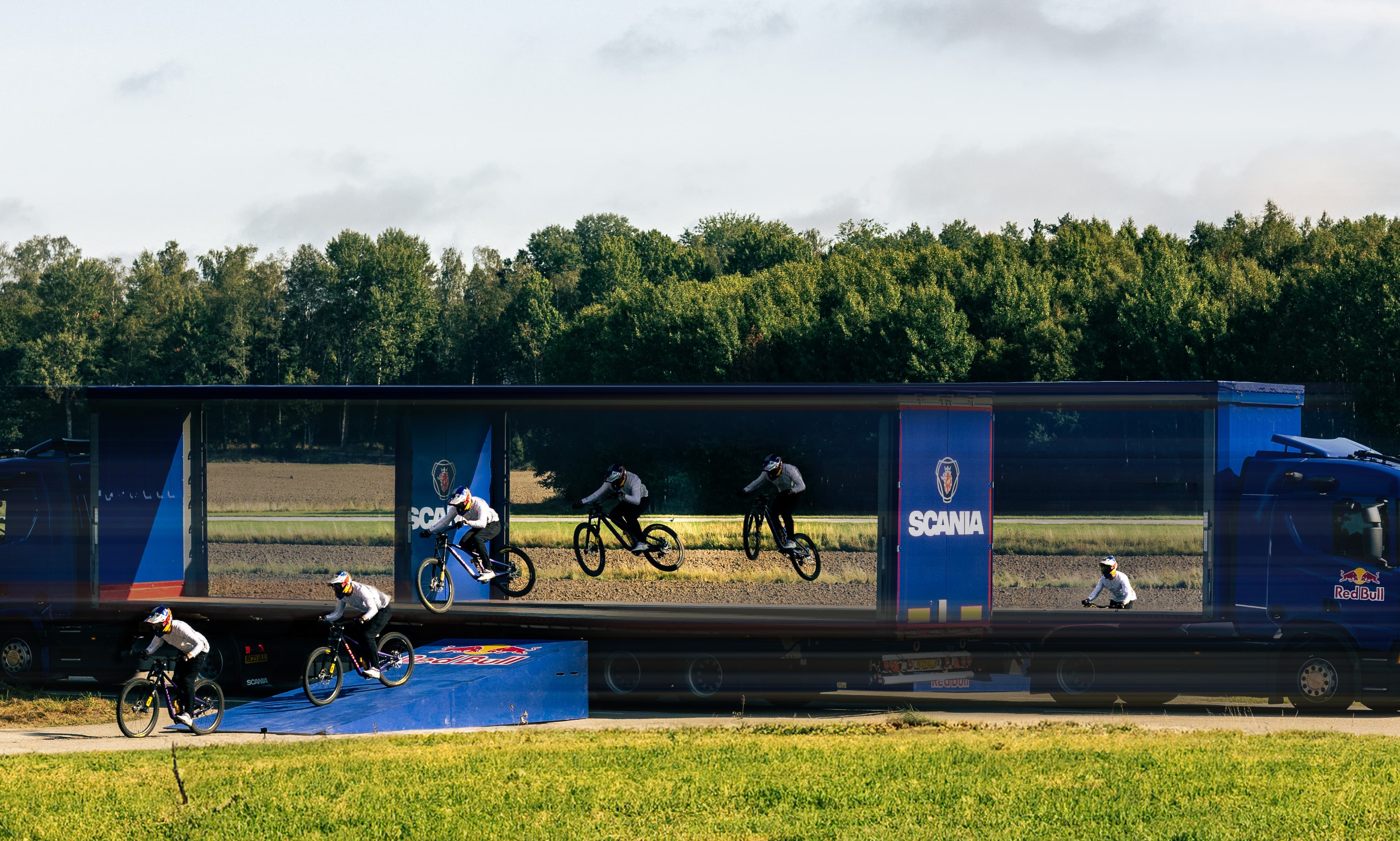 IN A BLINK OF AN EYE: Scania Autonomous Trucks help Red Bull Athlete Matt Jones complete a World First