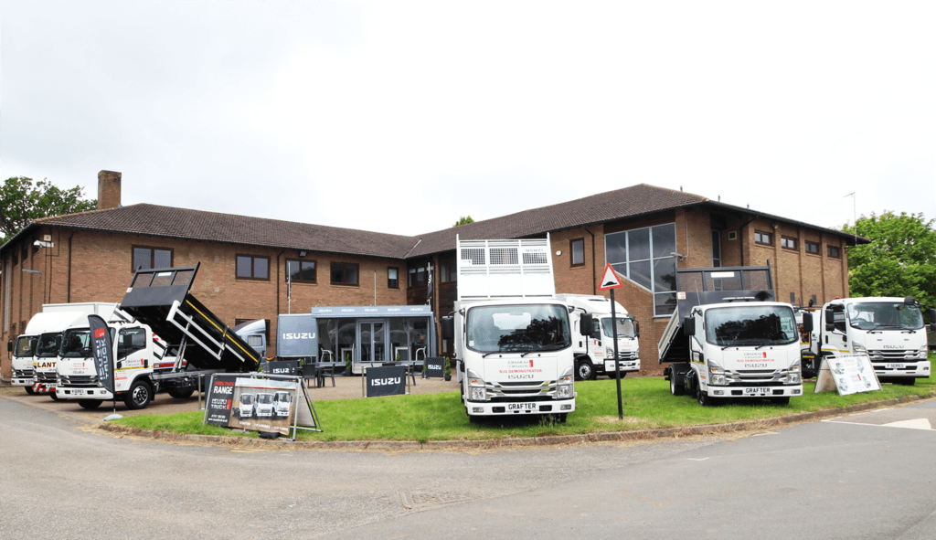 VERSATILITY ON DISPLAY AS ISUZU TRUCK UK RETURNS TO RTX
