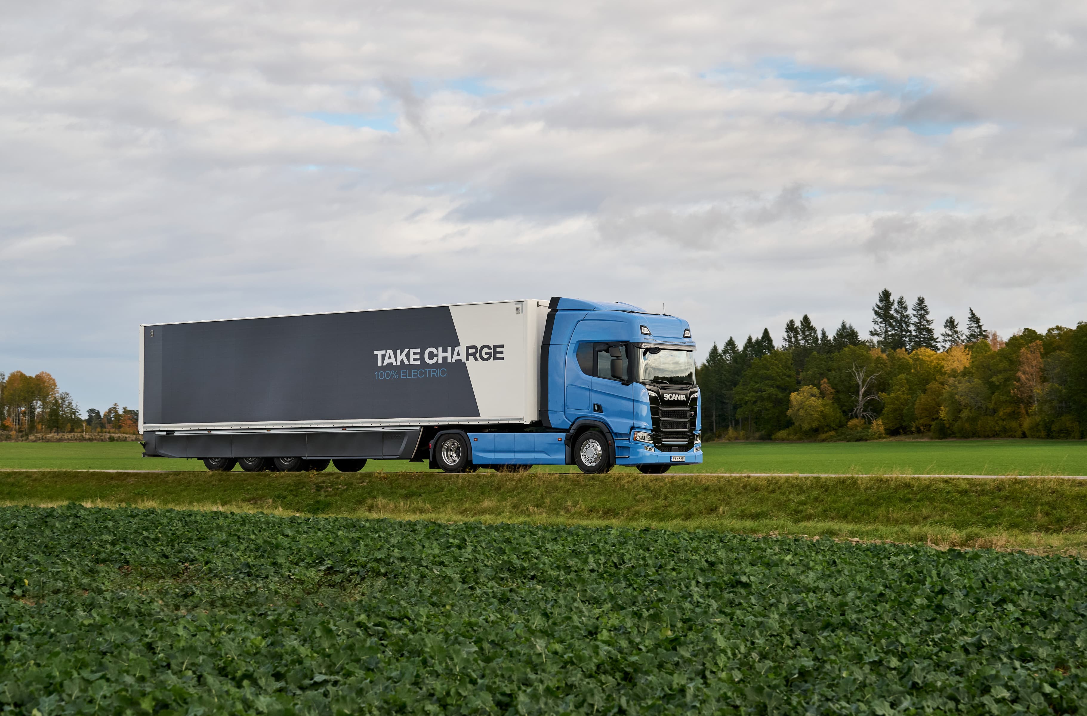 Scania’s new under-cab battery module and Megawatt Charging System now available for order