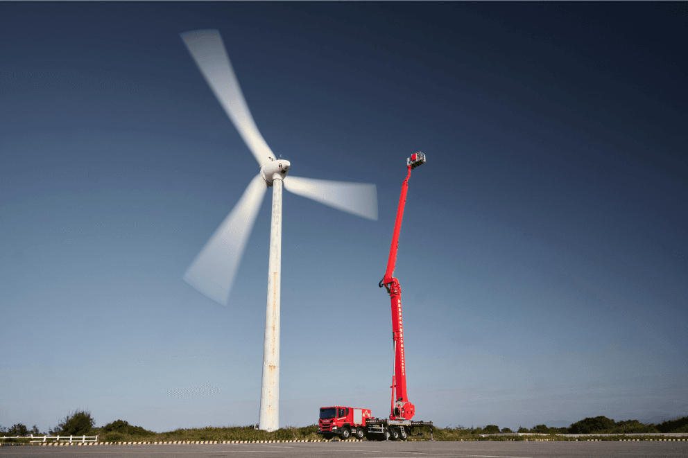 Wind turbine triumph - Chi Deh’s unwavering trust in Scania trucks