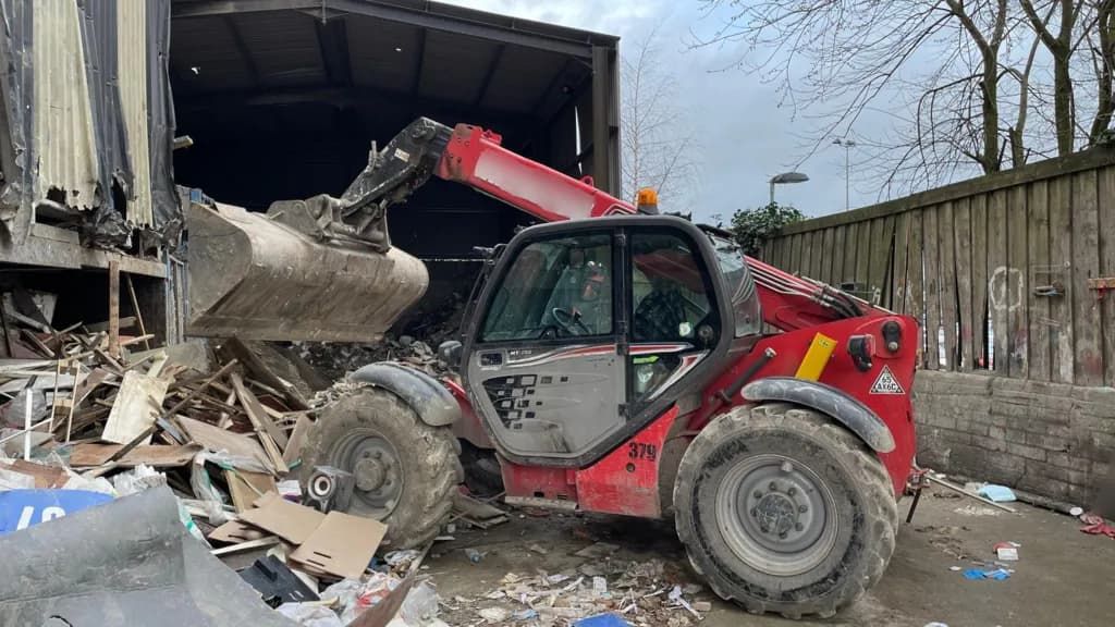 Skip firm fined after worker crushed by telehandler