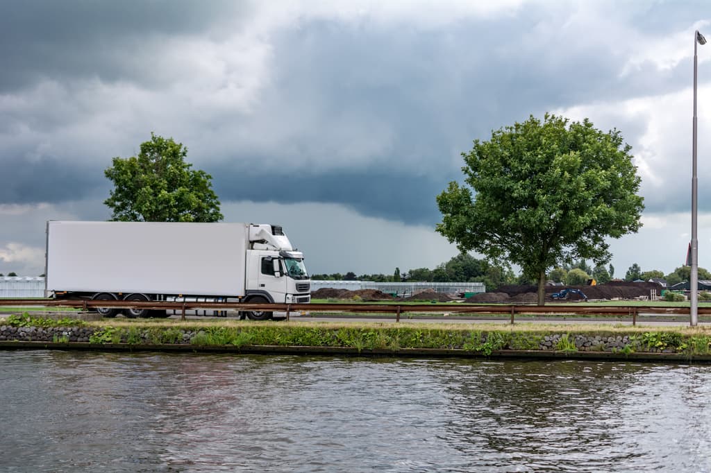 LAMILUX to Showcase High‑Performance Fibre‑Reinforced Plastics at Road Transport Expo 2026