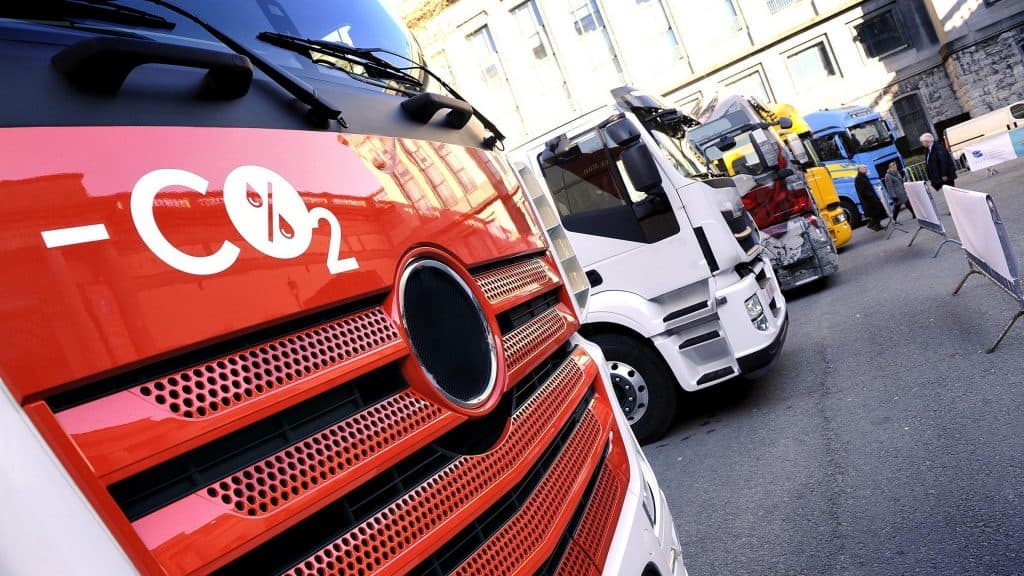 Trucks and buses: EU agrees on most ambitious CO2-reduction targets globally
