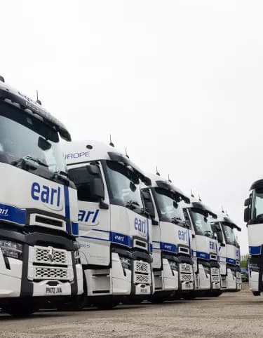 Renault Trucks T High is the purrfect, trouble-free choice for Earl Transport