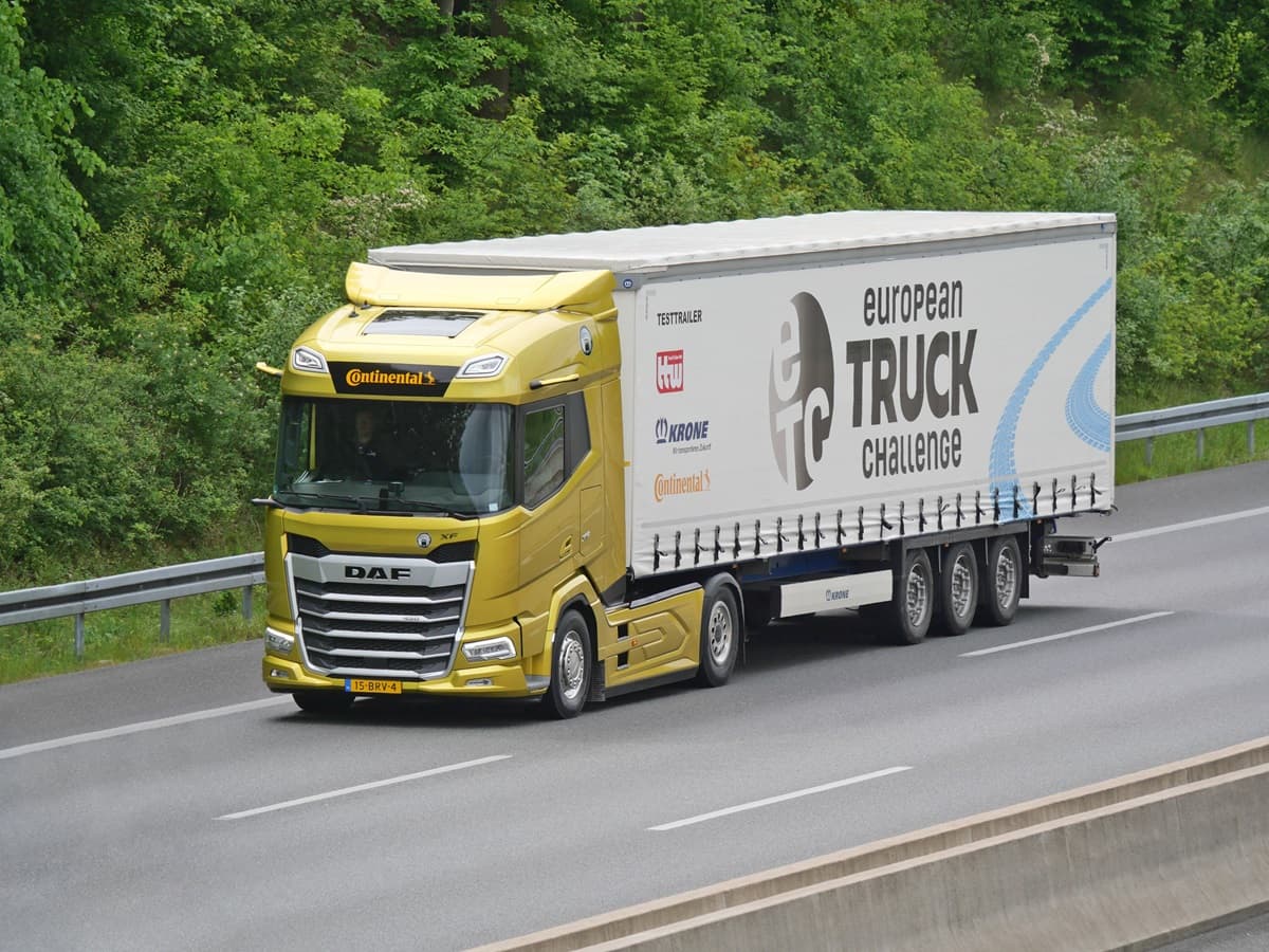 DAF XF Delivers Outstanding Efficiency And Comfort Once Again