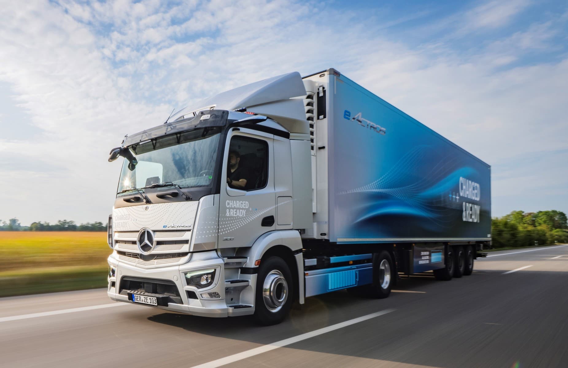 Daimler Truck Financial Services collaborates with insurance leader Marsh to deliver peace of mind for UK transport operators