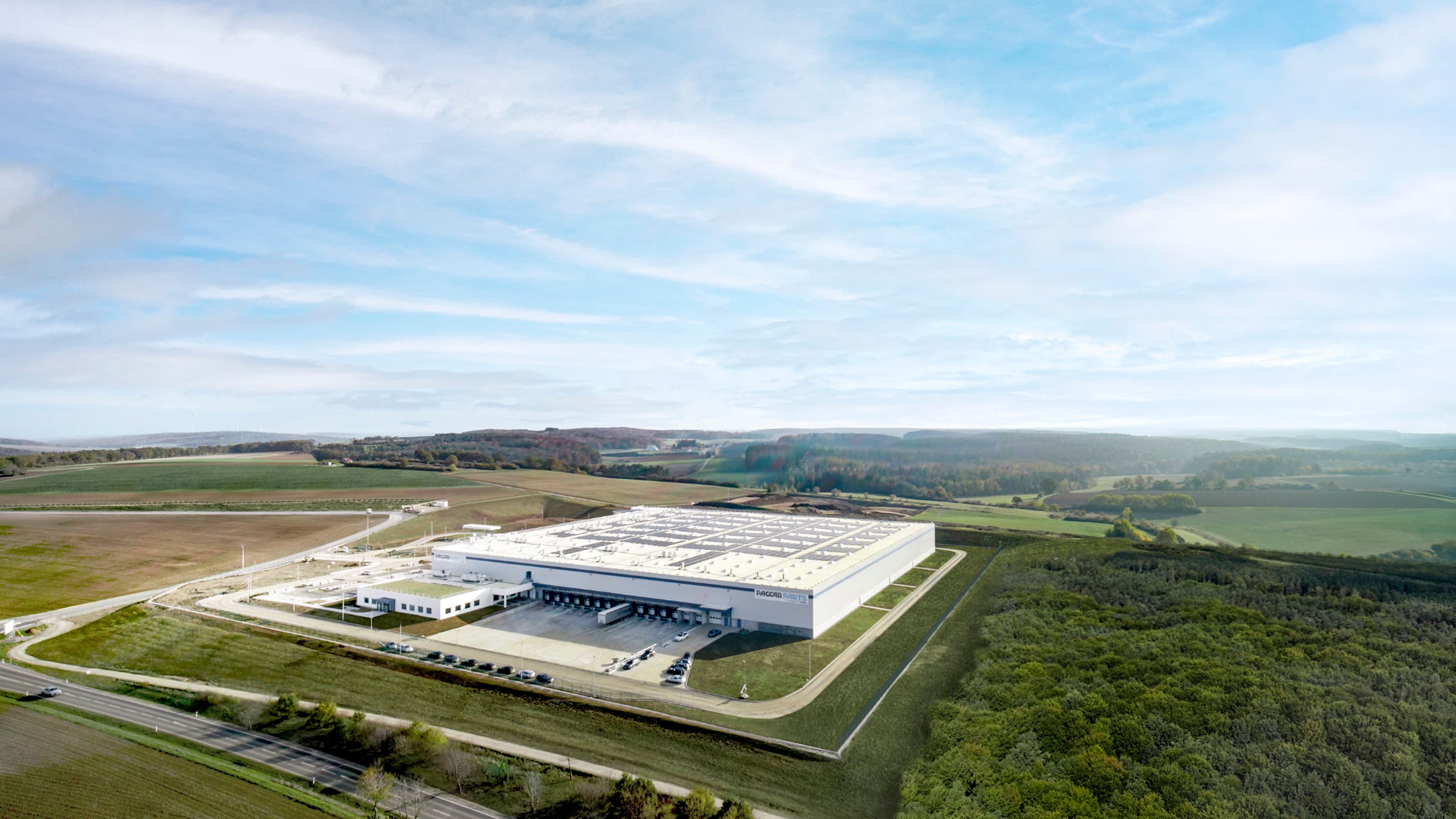 PACCAR Parts opens state-of-the-art distribution center in Germany