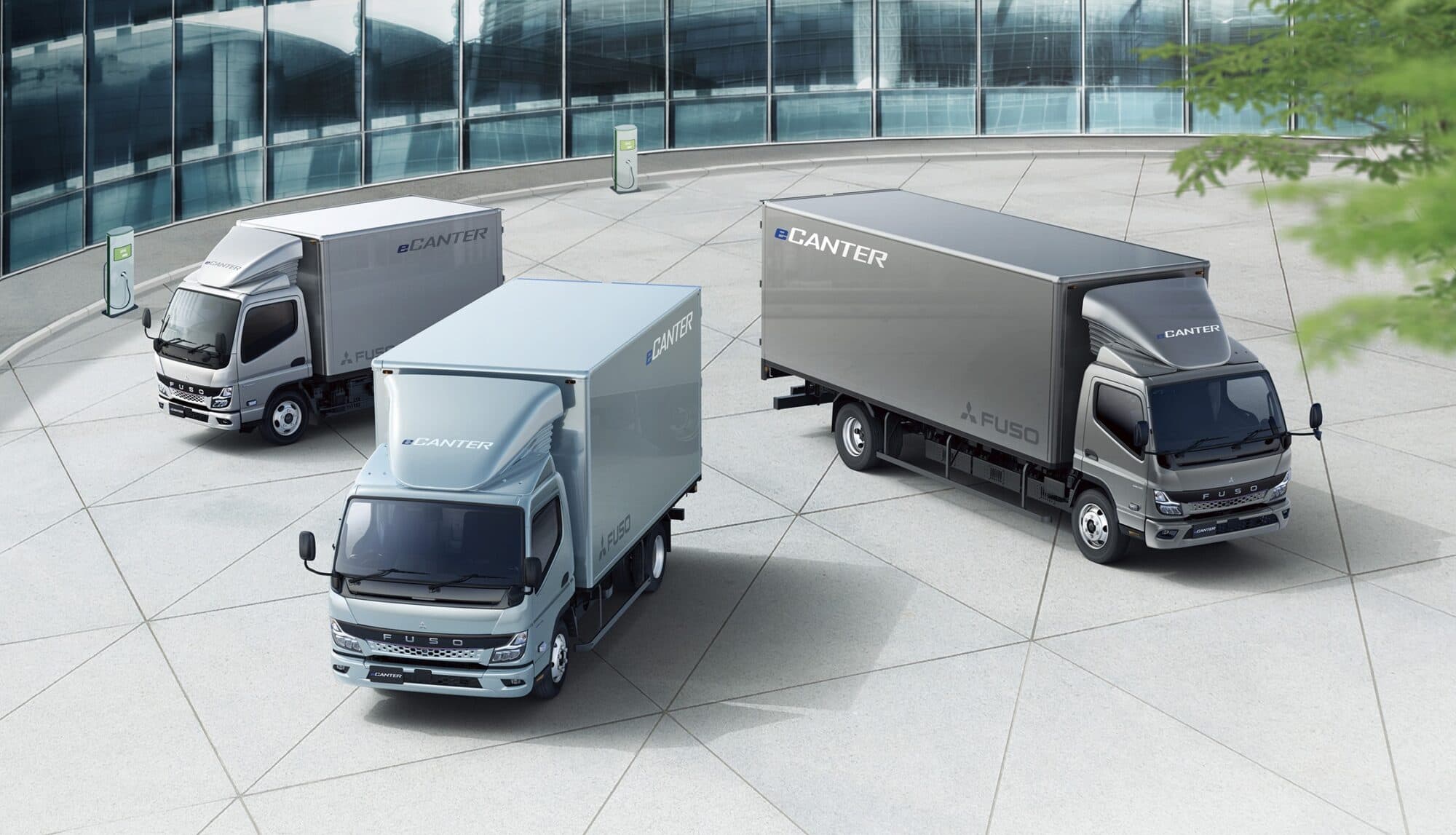 Mitsubishi Fuso opens orders for the new all-electric eCanter truck in Japan
