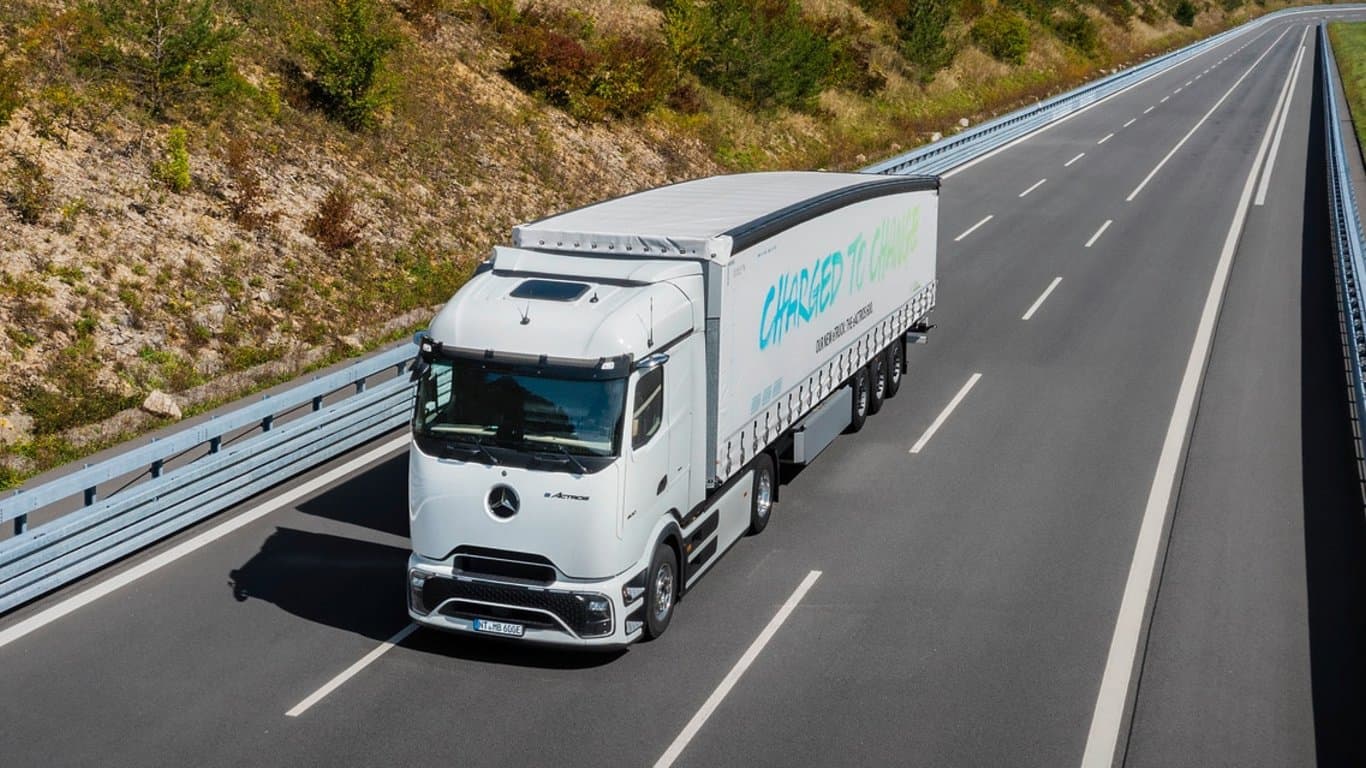 Mercedes-Benz Trucks sends eActros 600 on most extensive test run in the company’s history