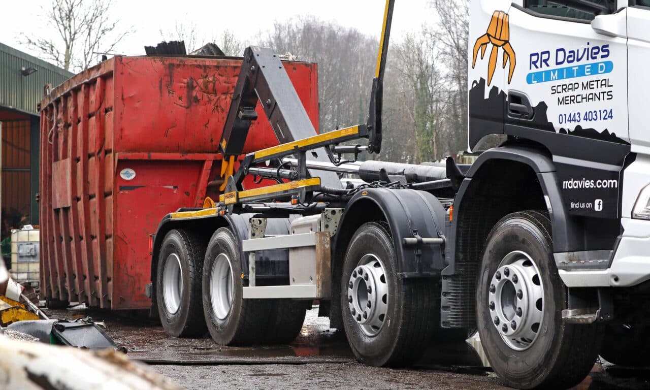 100% UPTIME – RR DAVIES LTD SHOWS WHY SOUTH WALES IS GETTING HOOKED ON HARSH