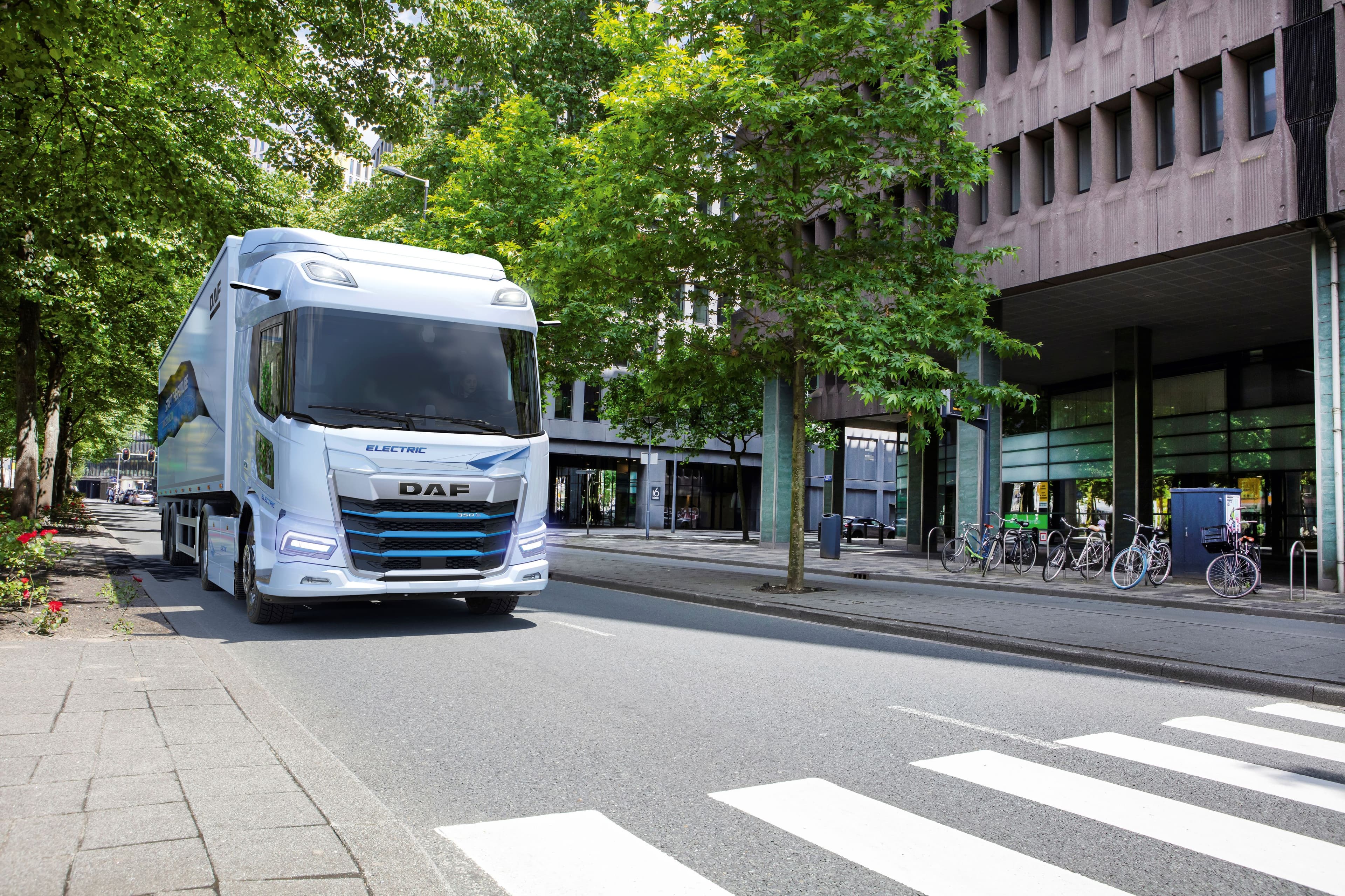 DAF XD and XF Electric in long distance zero emission truck demonstrator programme
