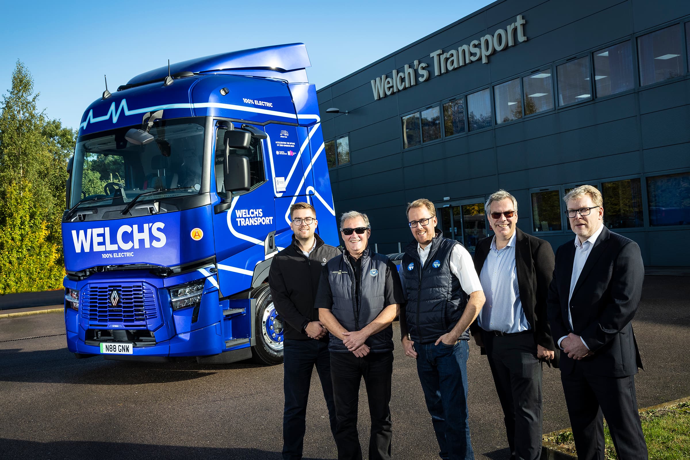 First Renault Trucks E-Tech T in UK customer operation