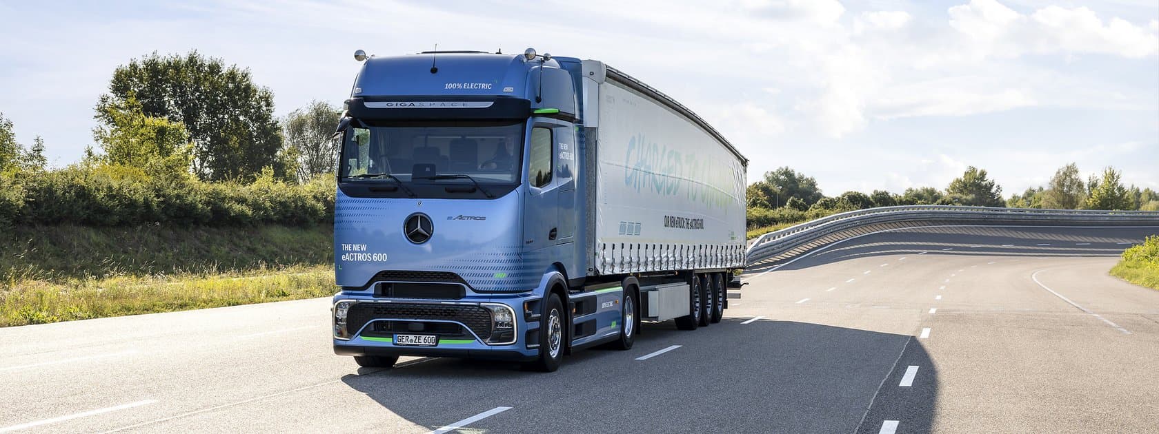 Mercedes-Benz Trucks expands portfolio of battery-electric trucks based on the eActros 600