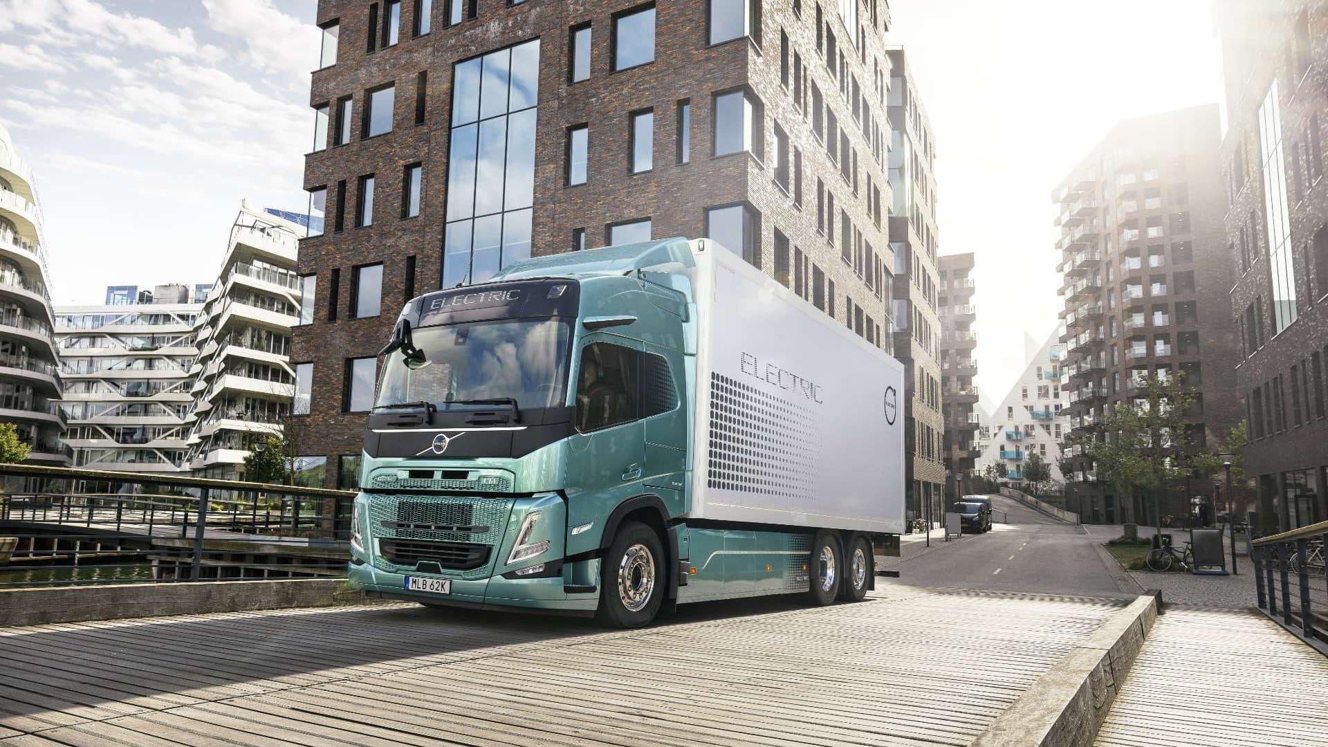 Volvo launches new electric trucks – with ranges up to 700 km
