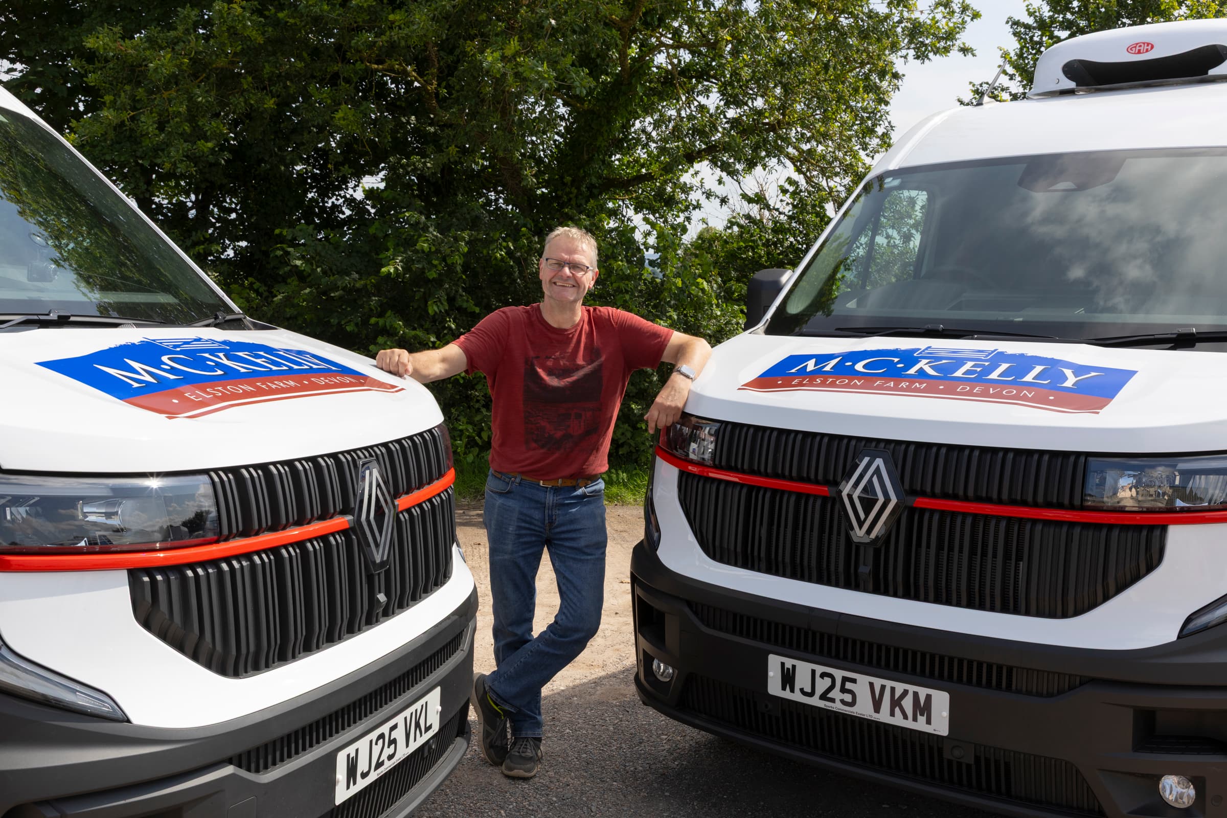MC Kelly selects new Renault Trucks Master vans to drive fresh growth