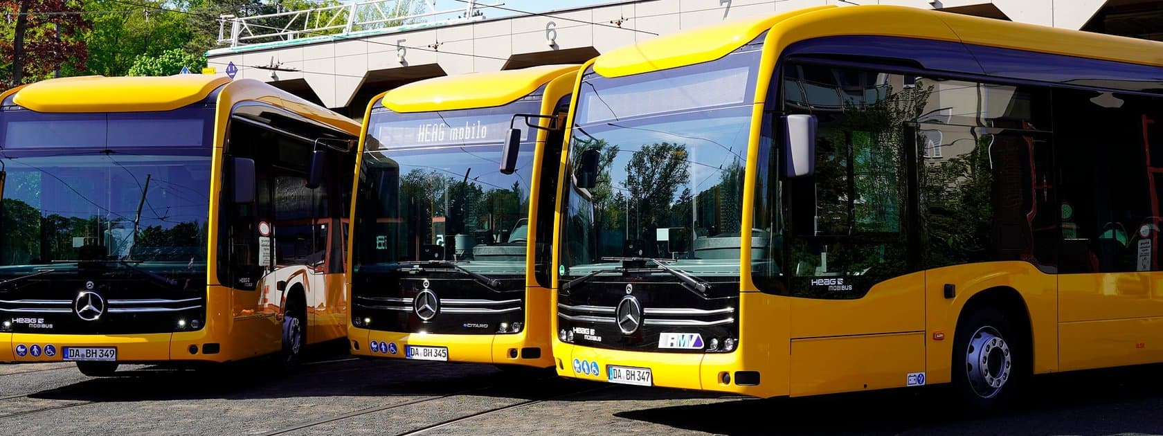 Daimler Buses supplies five electric eCitaro buses to Darmstadt transport company HEAG mobilo