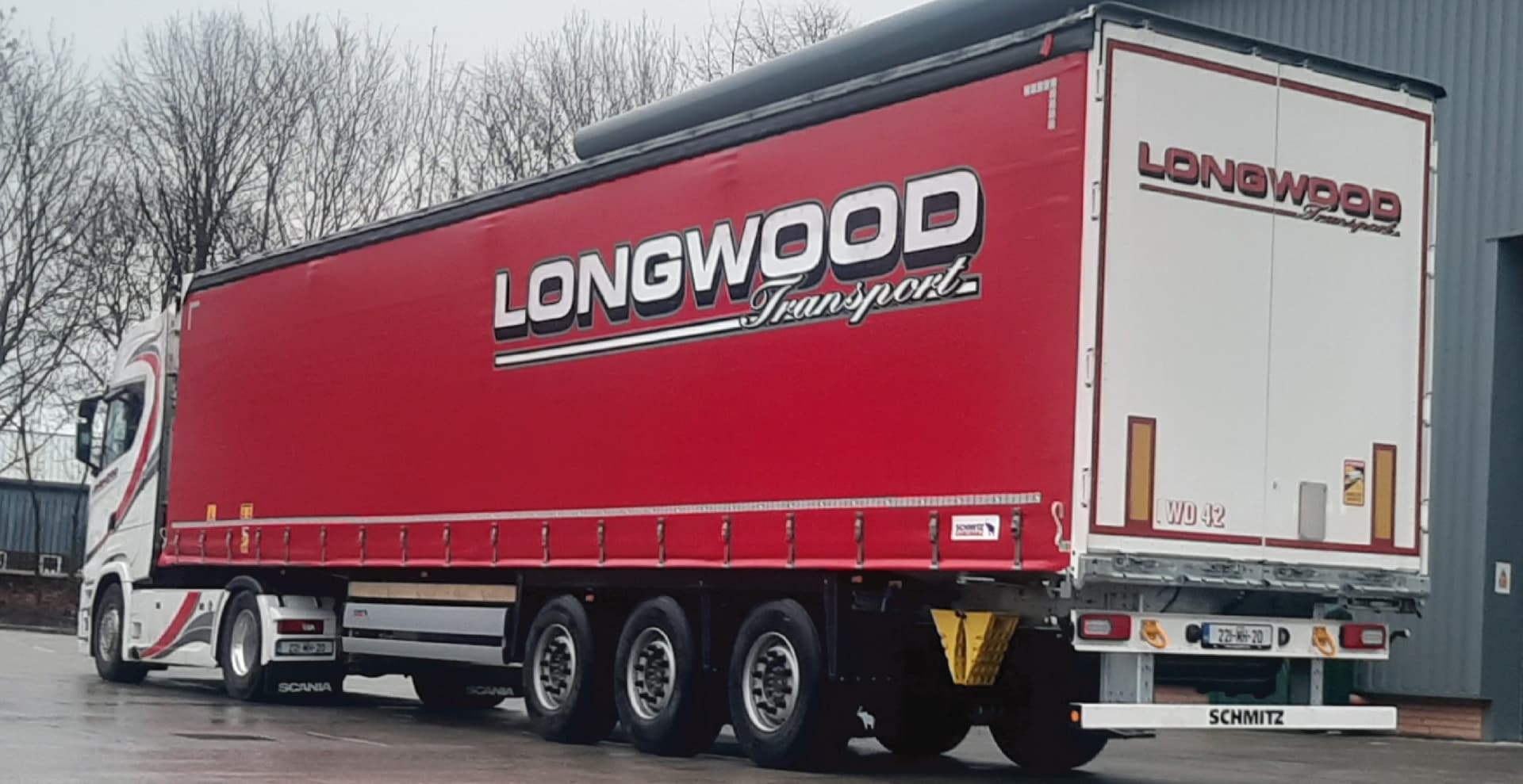 Longwood Transport returns for new curtainsider
