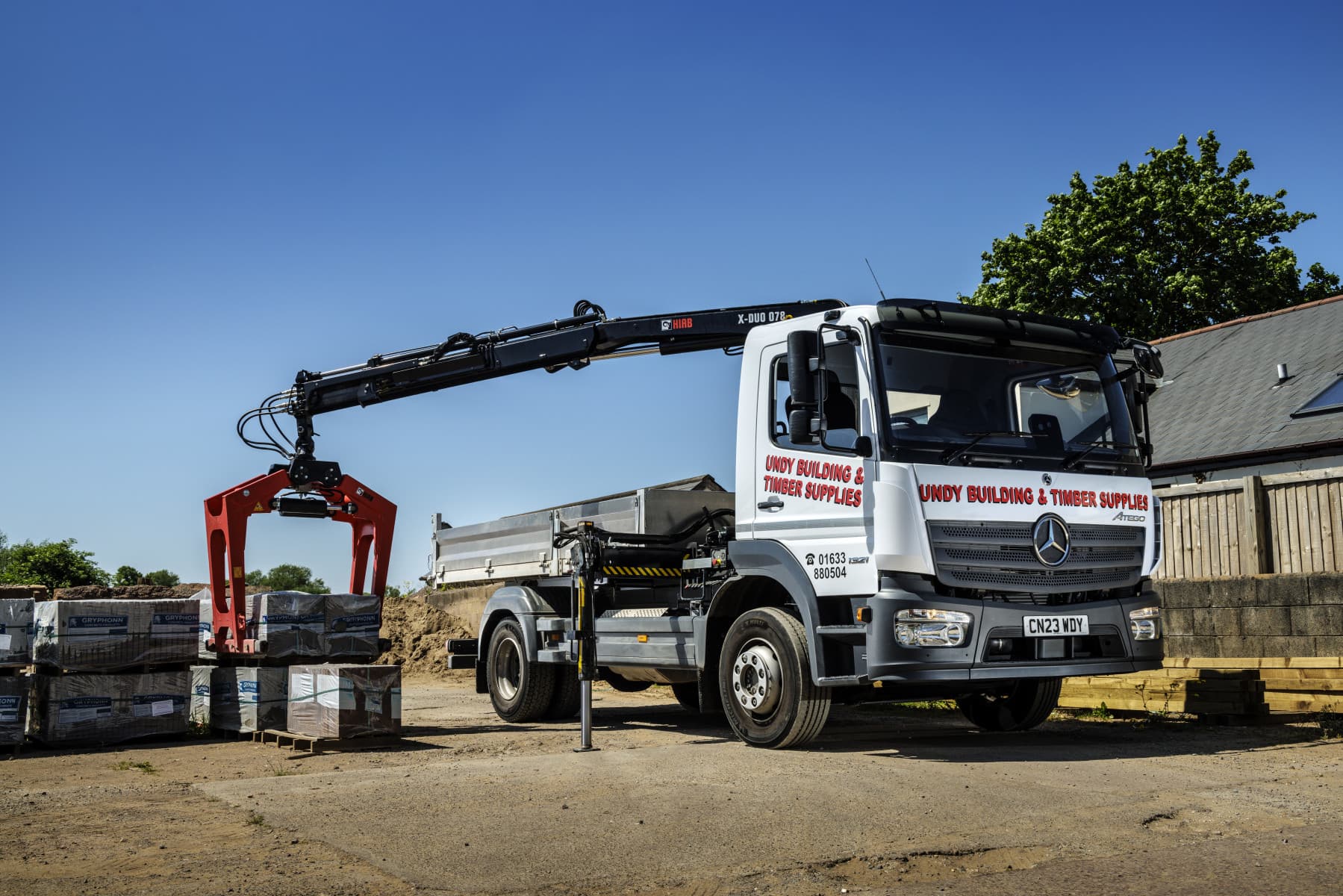 Undy’s new Mercedes-Benz Atego has a tough act to follow