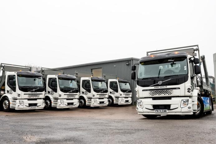Kirkby Skips decarbonize fleet with Volvo electric skiploaders