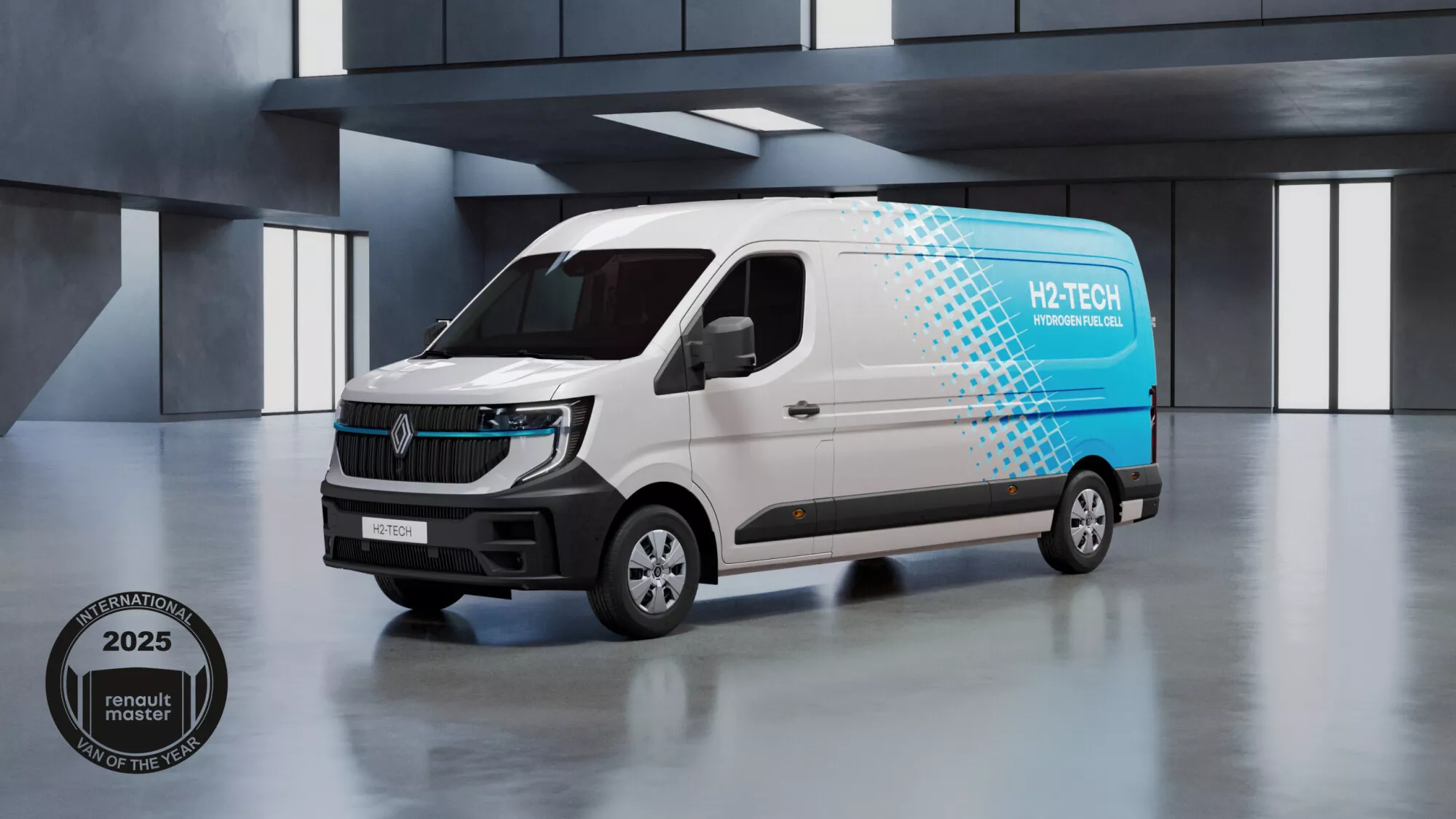 New Renault Master named “International Van Of The Year 2025” with hydrogen version