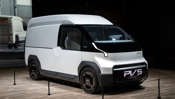 KIA DEBUTS PBVS IN EUROPE AND MAKES KEY ANNOUNCEMENTS AT IAA TRANSPORTATION HANOVER