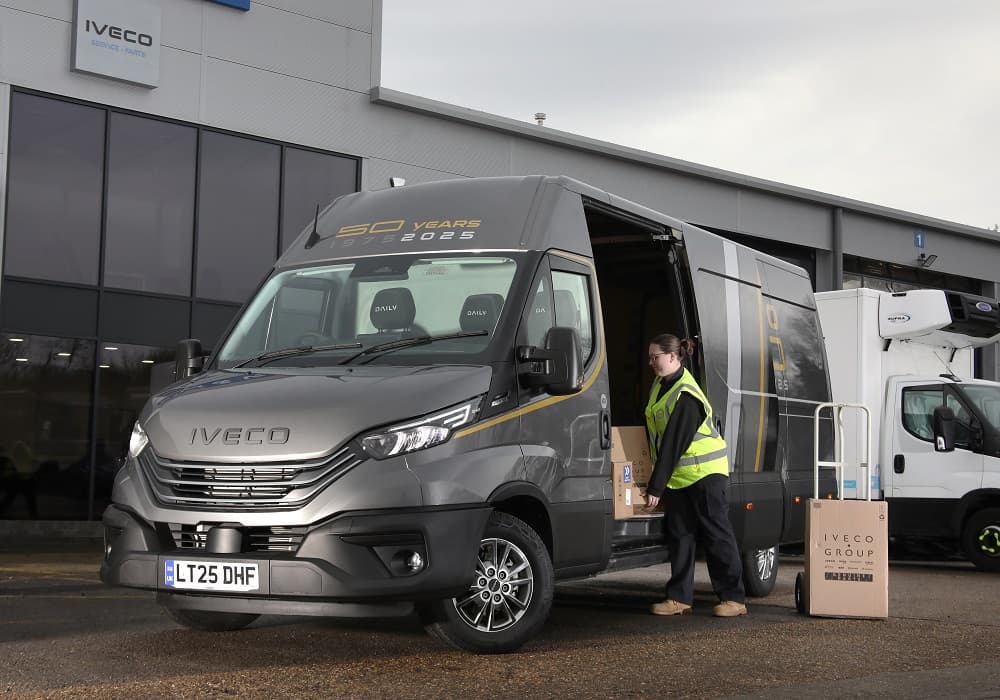 IVECO invests in customer service with new Parts Distribution Centre