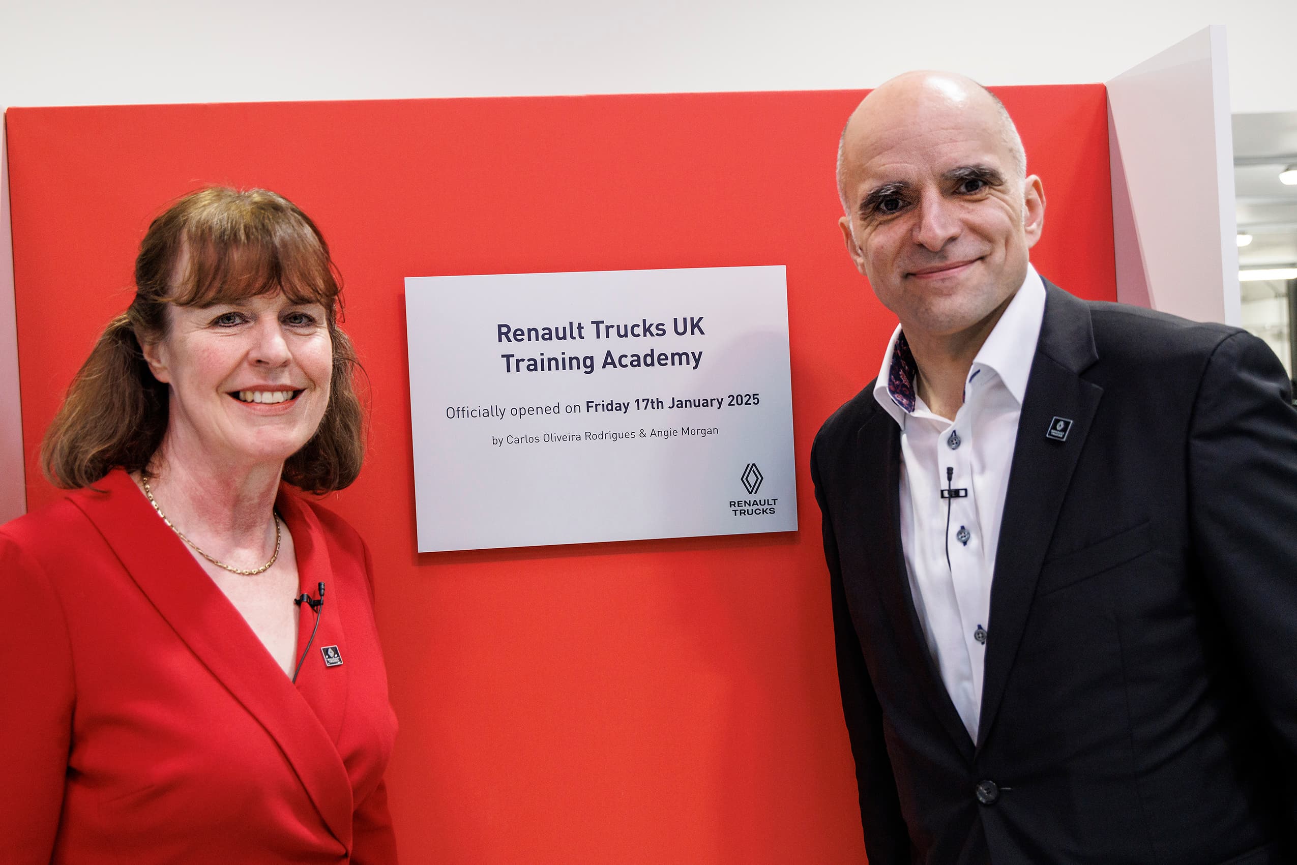 Renault Trucks UK opens state-of-the-art Training Academy