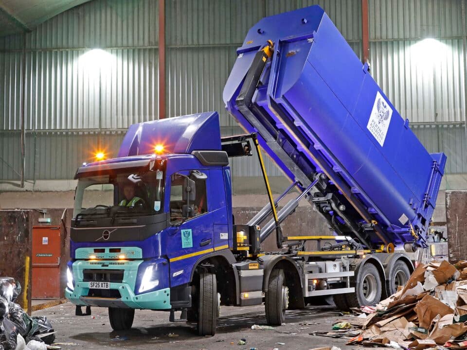 TAKING GOOD COUNSEL – PERTH & KINROSS TURN TO HARSH FOR THEIR NEW HOOKLOADER AND TRACTOR KITS