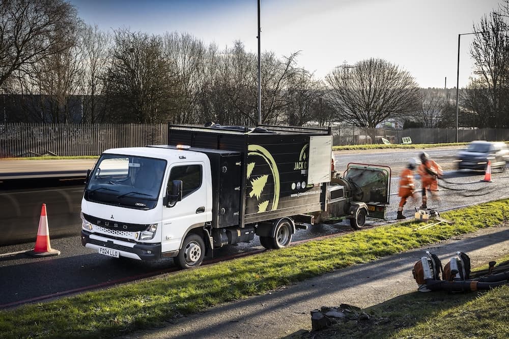 FUSO Canter 3.5‑tonne fleet: access, loading and branding gains for arborists