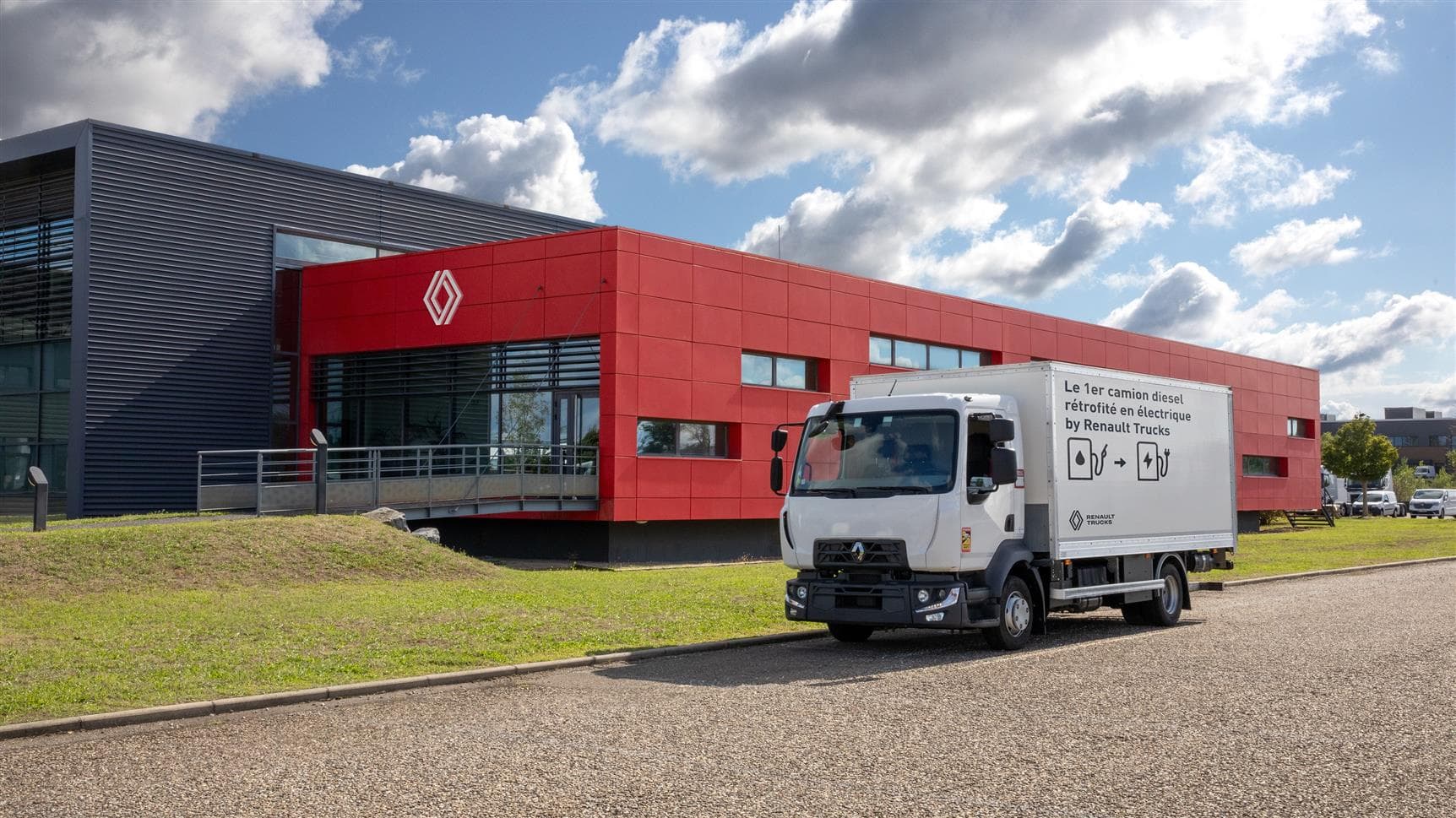 Renault Trucks obtains the first electric retrofitted truck homologation in France