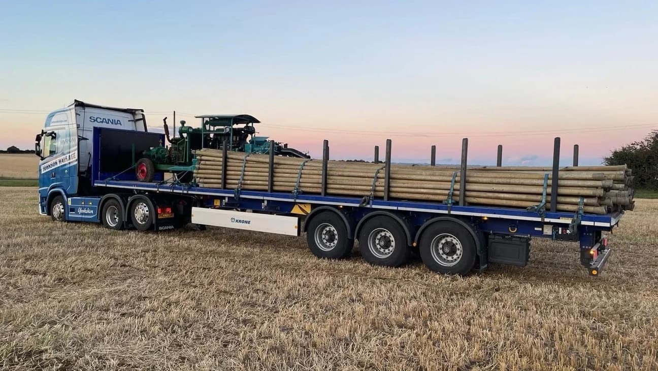 Johnson Haulage bolsters fleet with low-loading KRONE quartet