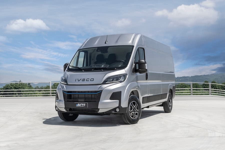 IVECO double debut at 2026 CV Show with eJolly and eSuperJolly