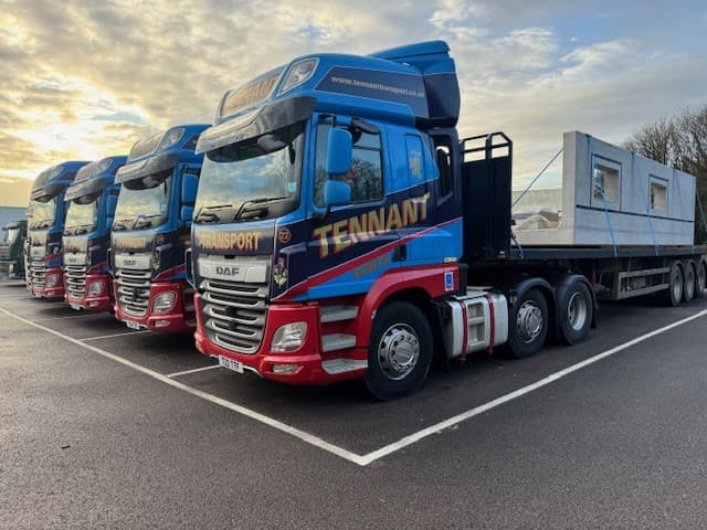 Tennant Transport takes full advantage of Montracon’s renowned “Quality, Strength, and Longevity,” using 26 Flat Platform trailers ‘loaded to the max’