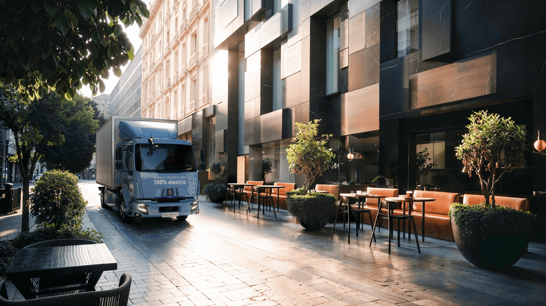 Renault Trucks E-Tech D12 and D14: the new electric assets for city centres