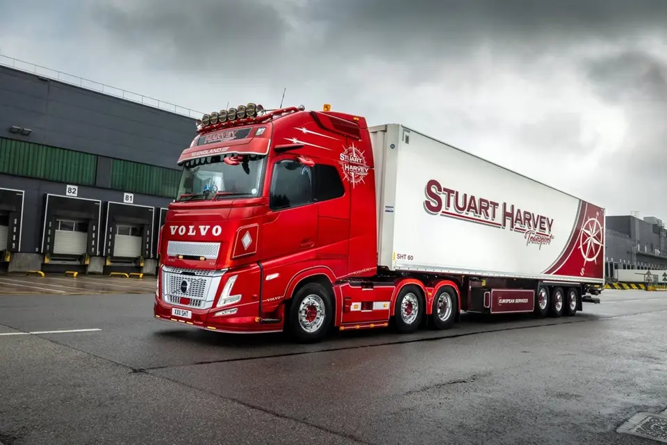 Stuart Harvey Transport strengthens fleet with new Volvo FH Aero Globetrotter XXL